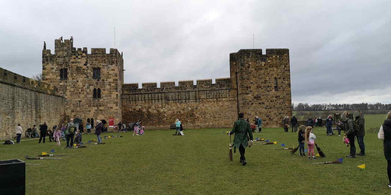 哈利波特取景地 Alnwick Castle